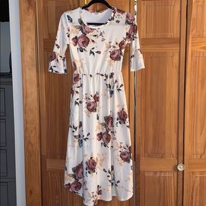 Midi Flora Dress NEVER WORN !